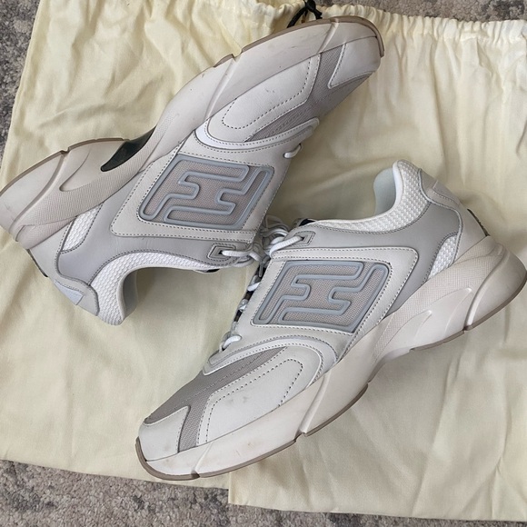 FENDI - Picture 3 of 14